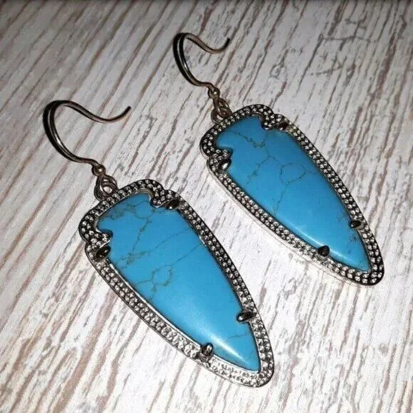 Kendra Scott - Picture 3 of 5